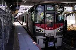 山陽本線227系普通糸崎行